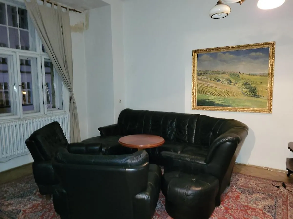 Bright 2Bdr Sleeps 8 Near Center M1 Apartment Prague